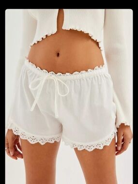 Urban Outfitters White Lace-Trim Cotton Bloomer Shorts